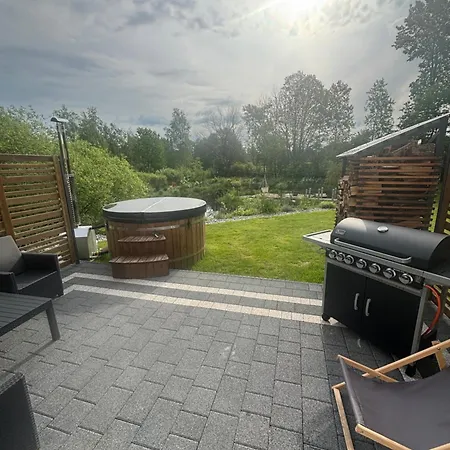 Idylla Nad Stawem- Na Kaszubach Dom wakacyjny *
